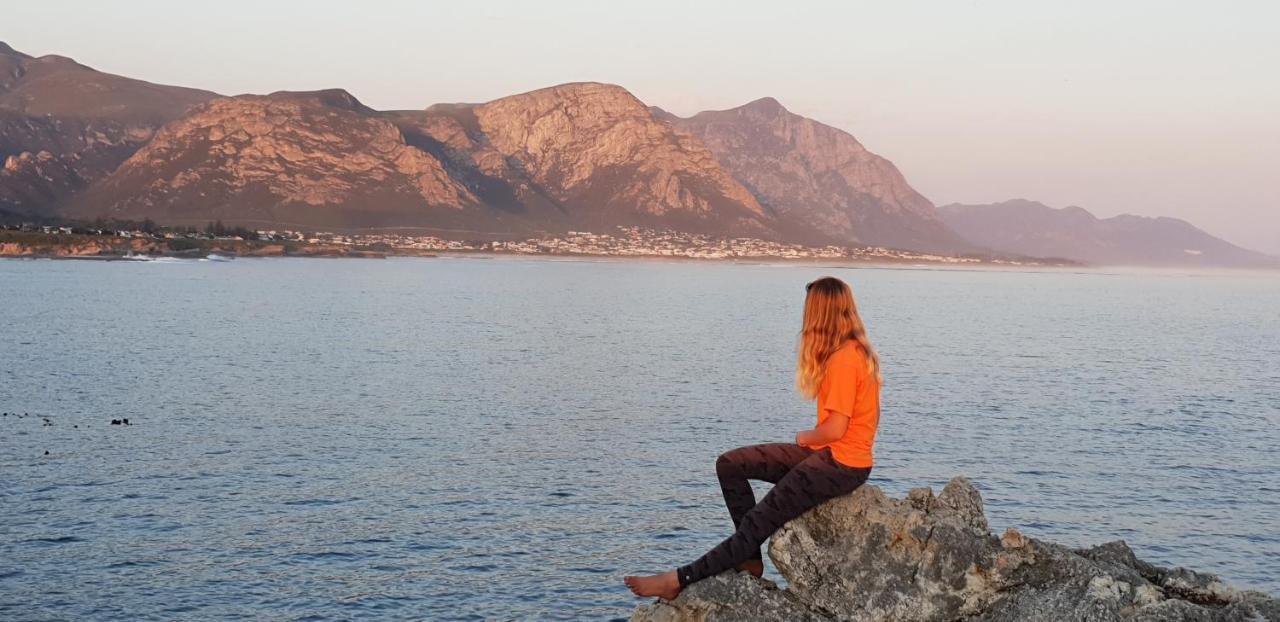 Smuts Ave. Guest Rooms Hermanus Esterno foto